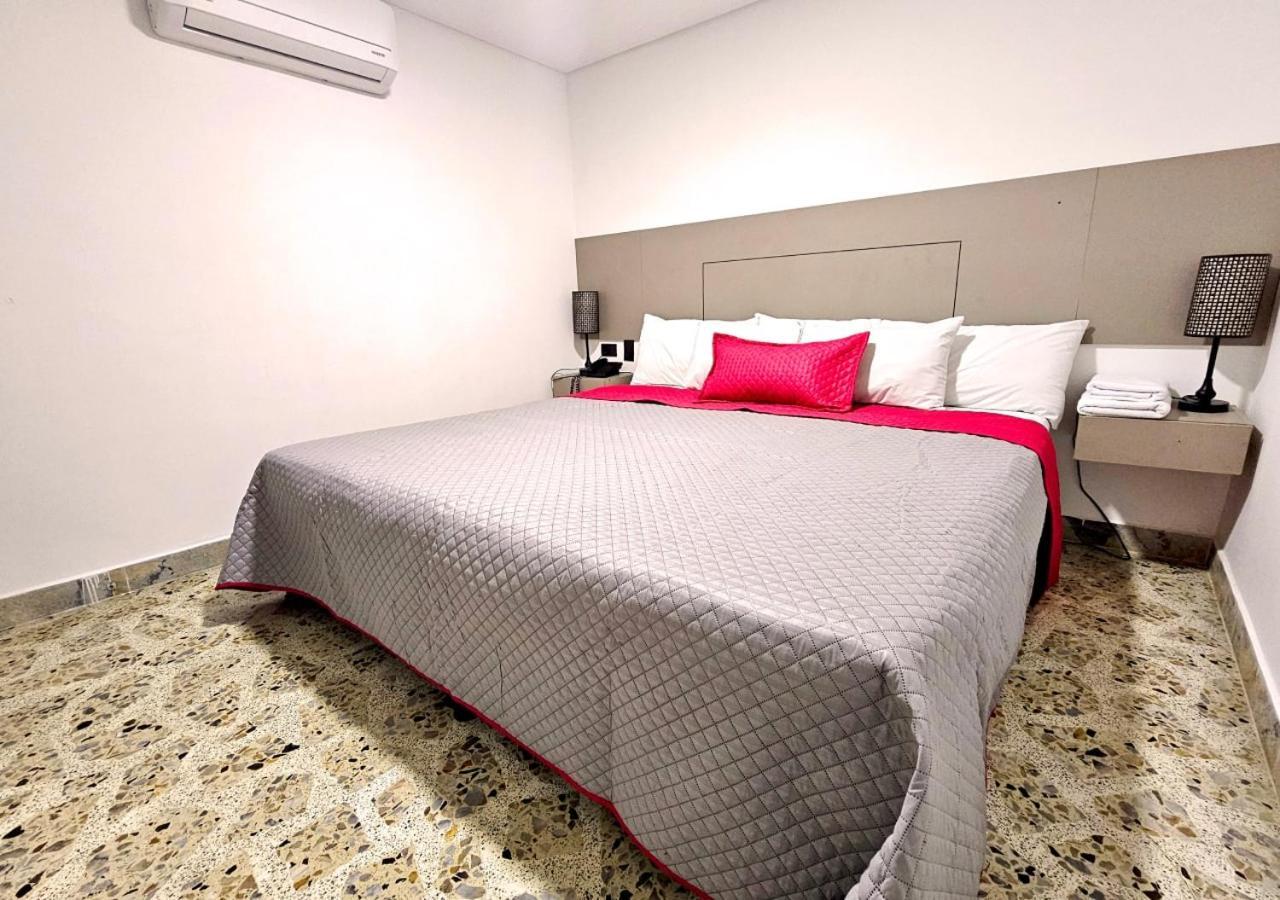 Hotel Ofix Medellín Exteriér fotografie