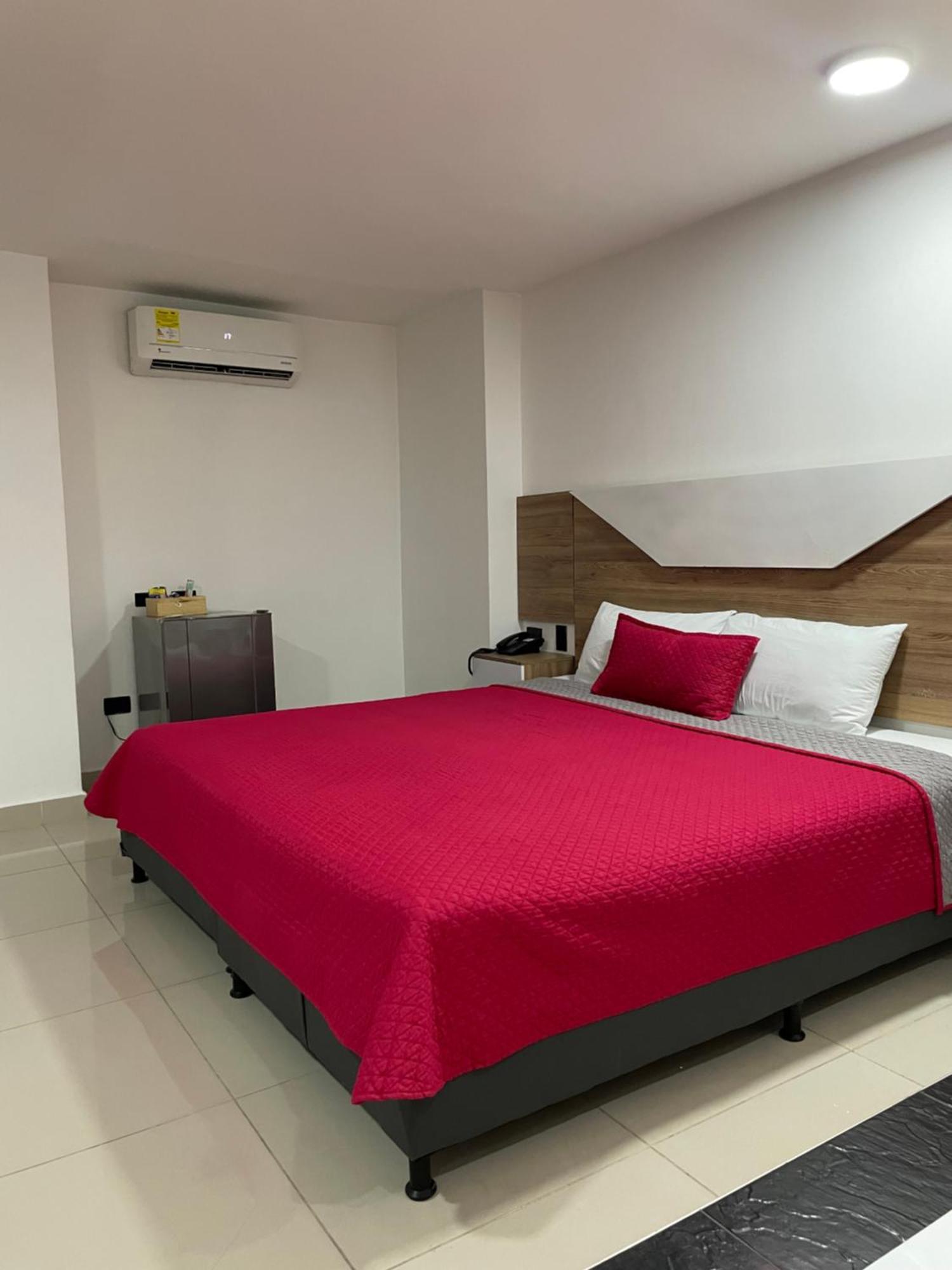 Hotel Ofix Medellín Exteriér fotografie
