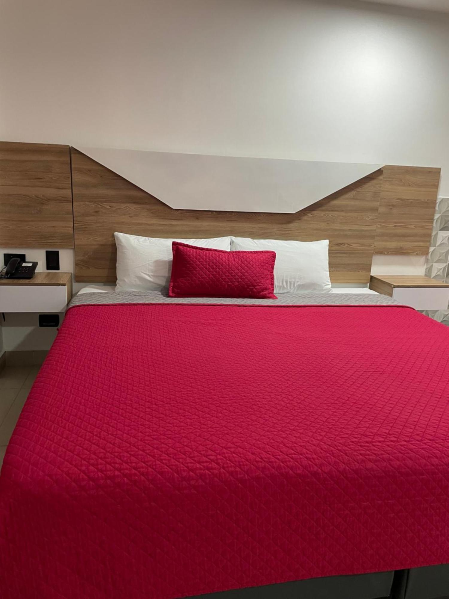 Hotel Ofix Medellín Exteriér fotografie