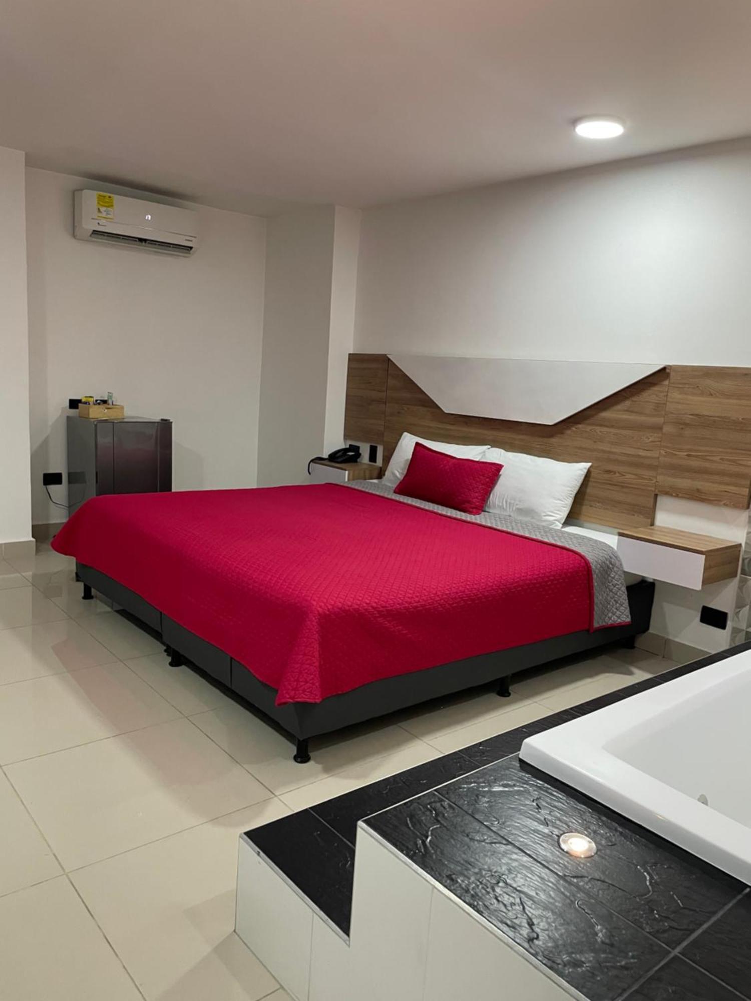 Hotel Ofix Medellín Exteriér fotografie
